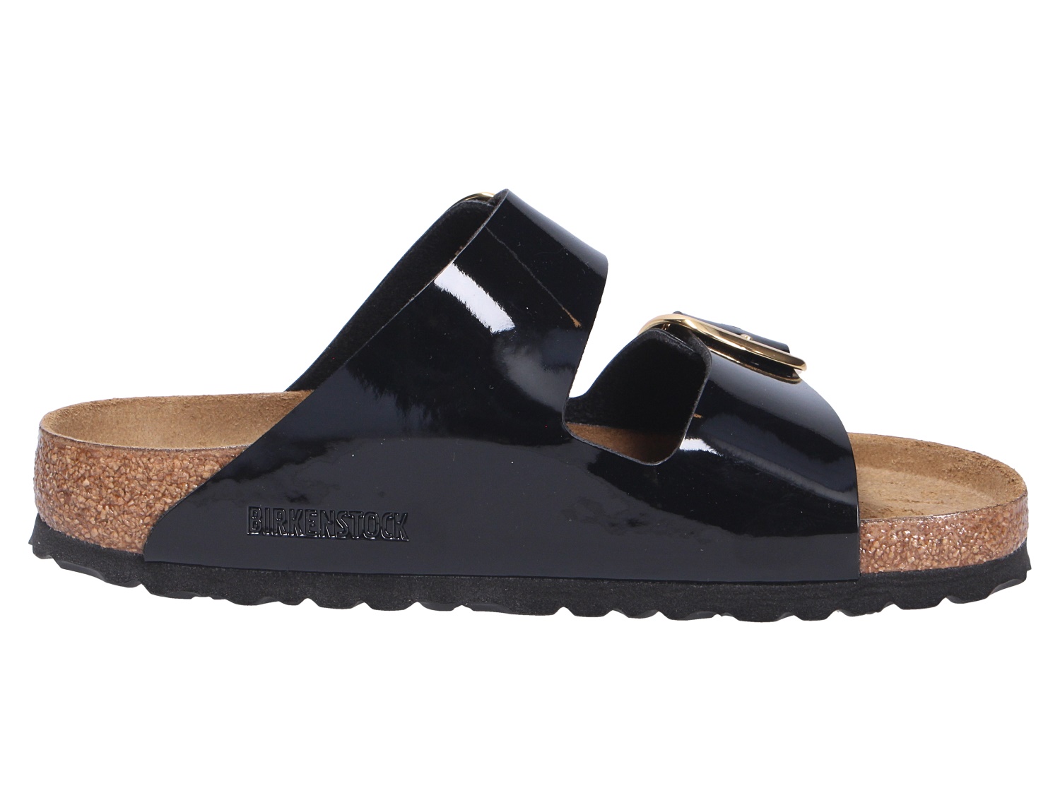 Birkenstock Arizona Big Buckle, schwarze Lack-Sandale mit zwei Riemen, goldfarbener Schnalle und Kork-Latex-Fußbett in Seitenansicht
